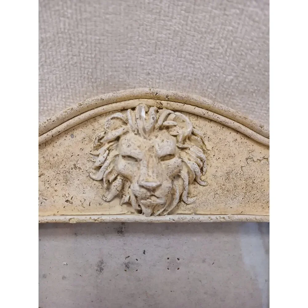 2 Pcs‎ Set 1999 Greek Garden Lion Picture Frame 7x6.5 Floral Textured Ceramic